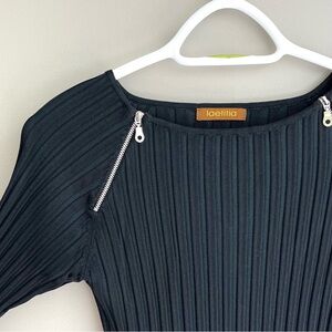 Laetetia black sweater